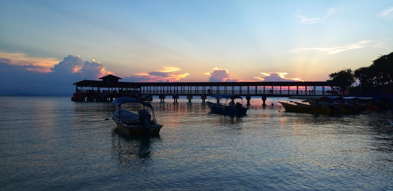 Matahari terbenam di Pulau Perhentian