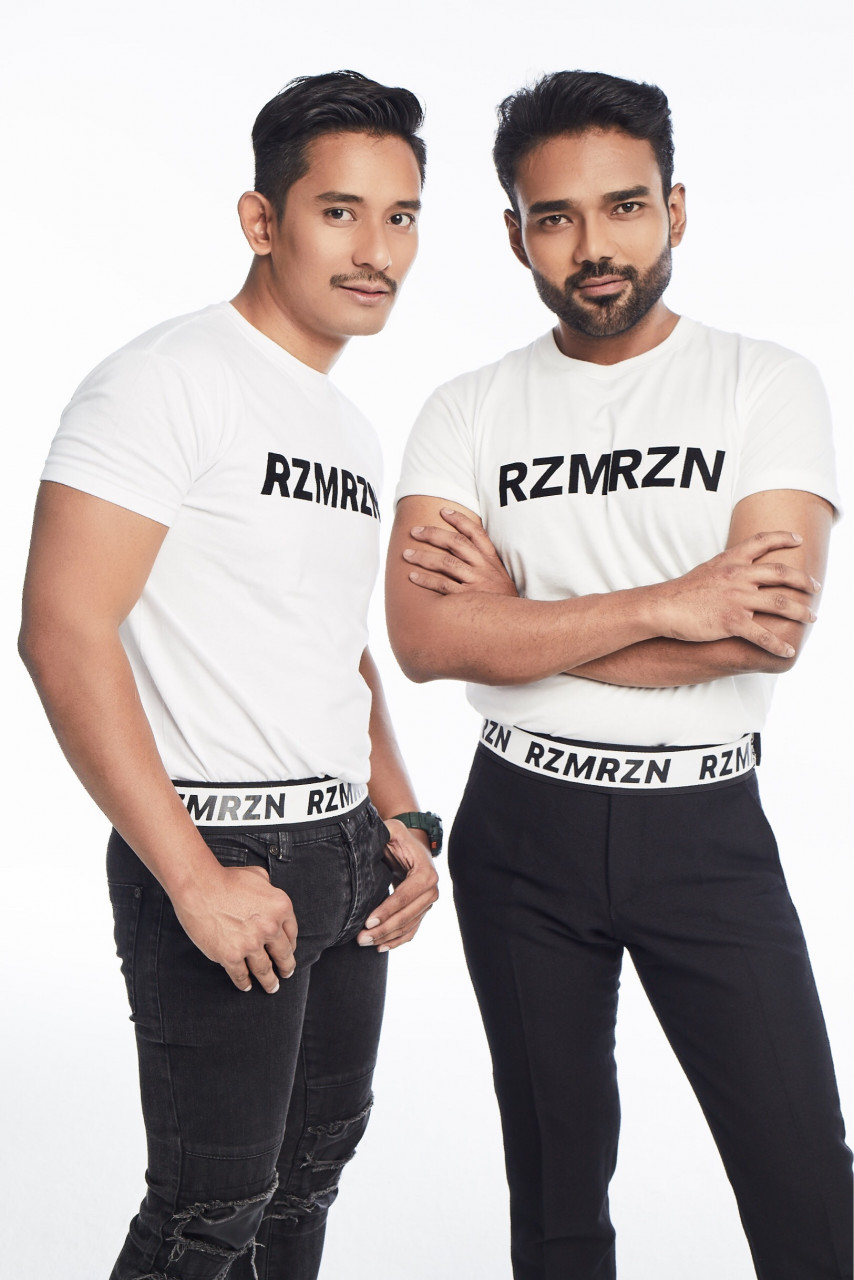 Rizman Ruzaini antara yang pertama tampil secara duo di persada fesyen tanah air.