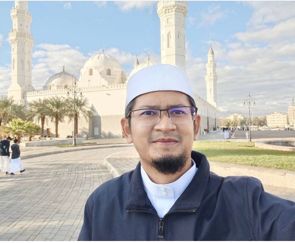 Prof Madya Dr Ahmad Sanusi Azmi
