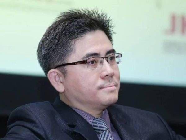 Profesor Madya Dr Law Teik Hua