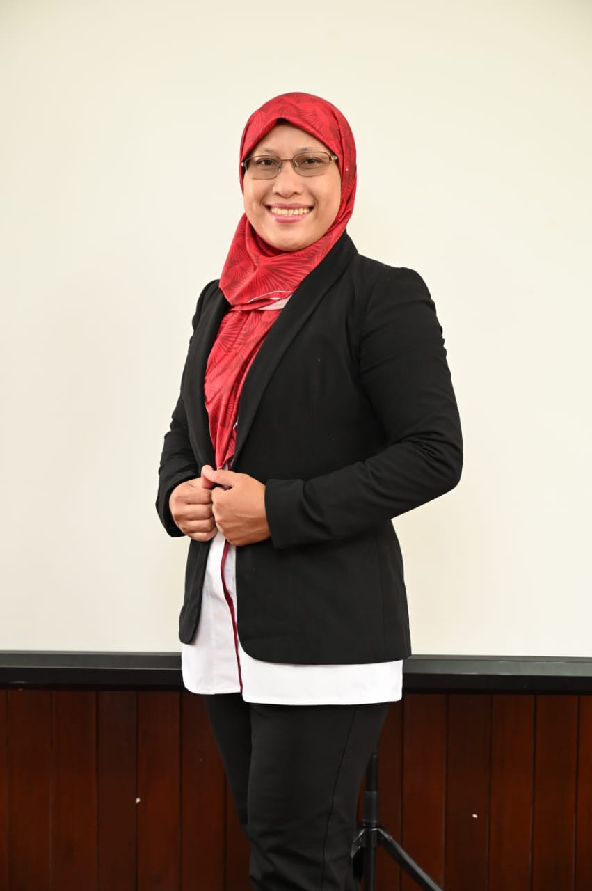 Profesor Madya Dr Siti Zaharah Sakimin 