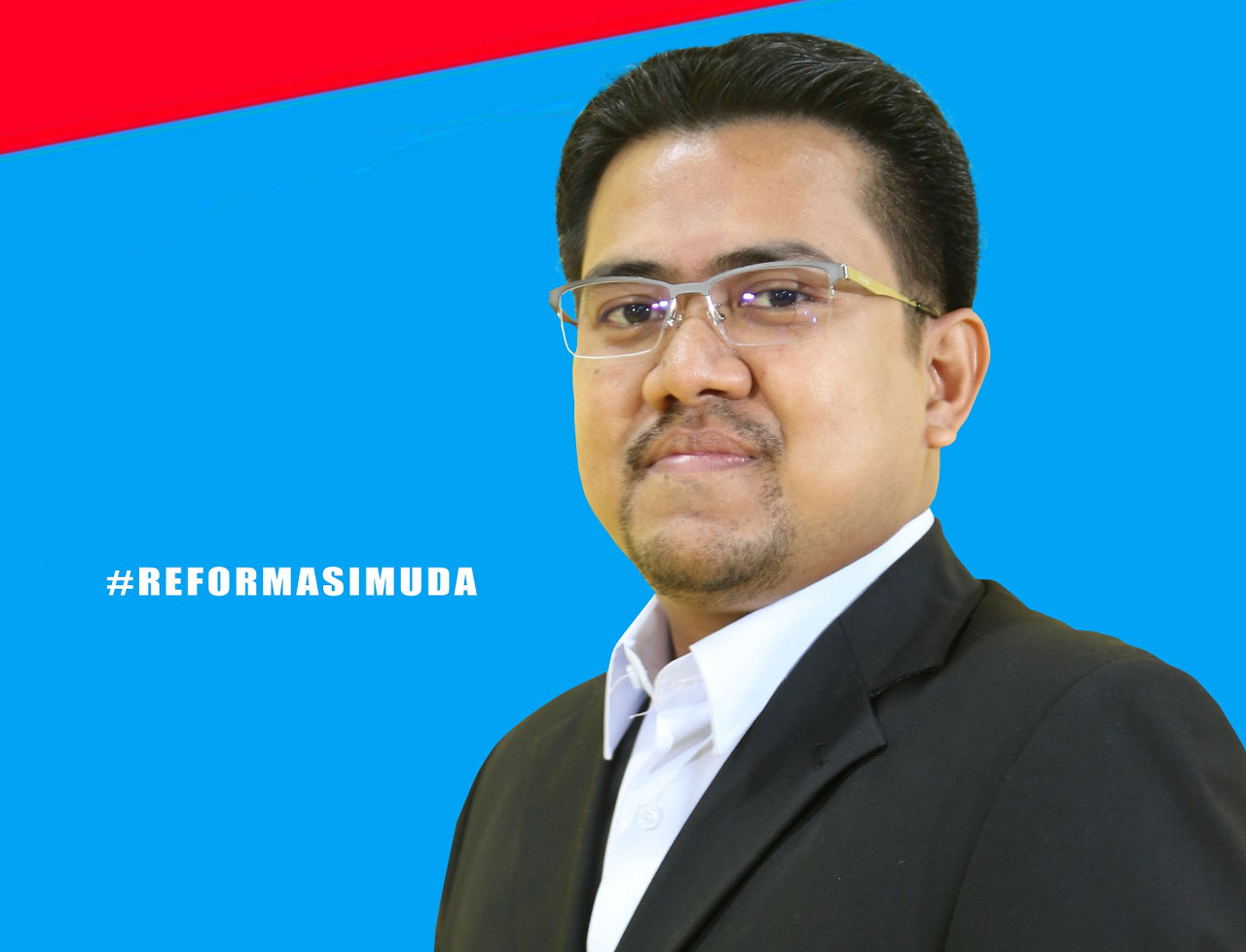 Syukri Razab