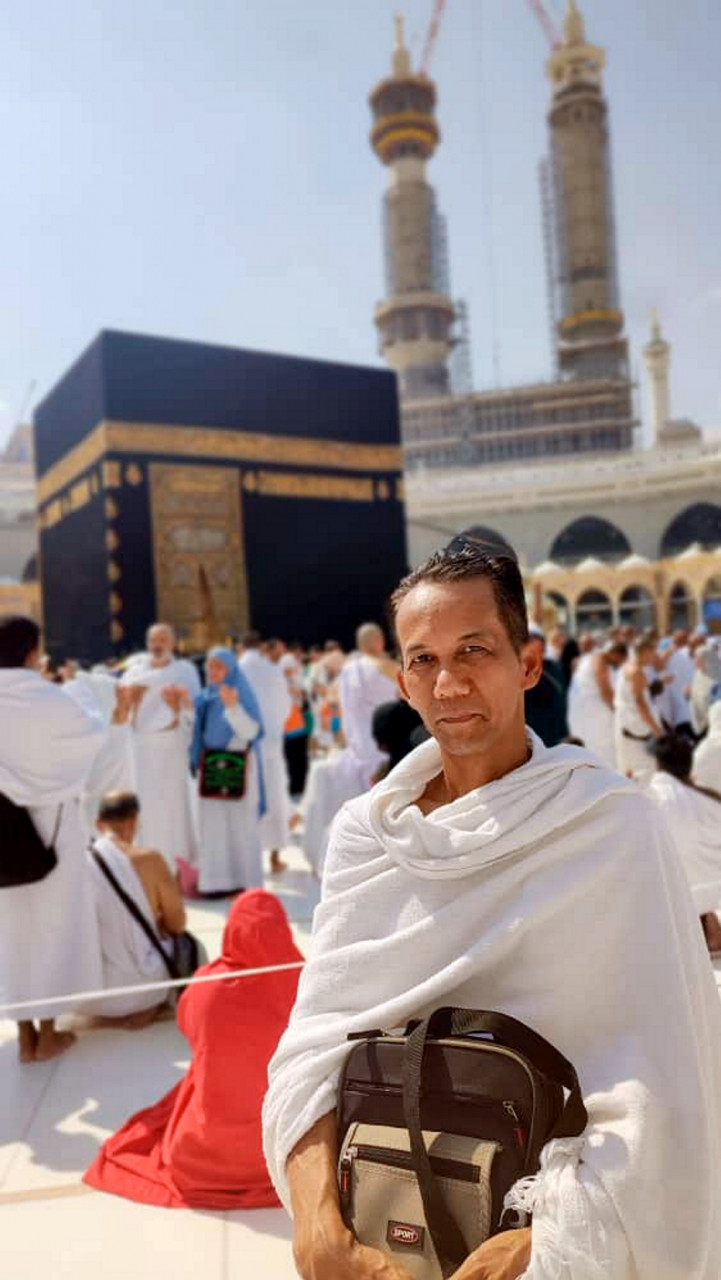 Impian Zulkepli Mo'minin mahu menunaikan umrah di Makkah dengan menaiki motosikal tercapai akhirnya - gambar BERNAMA