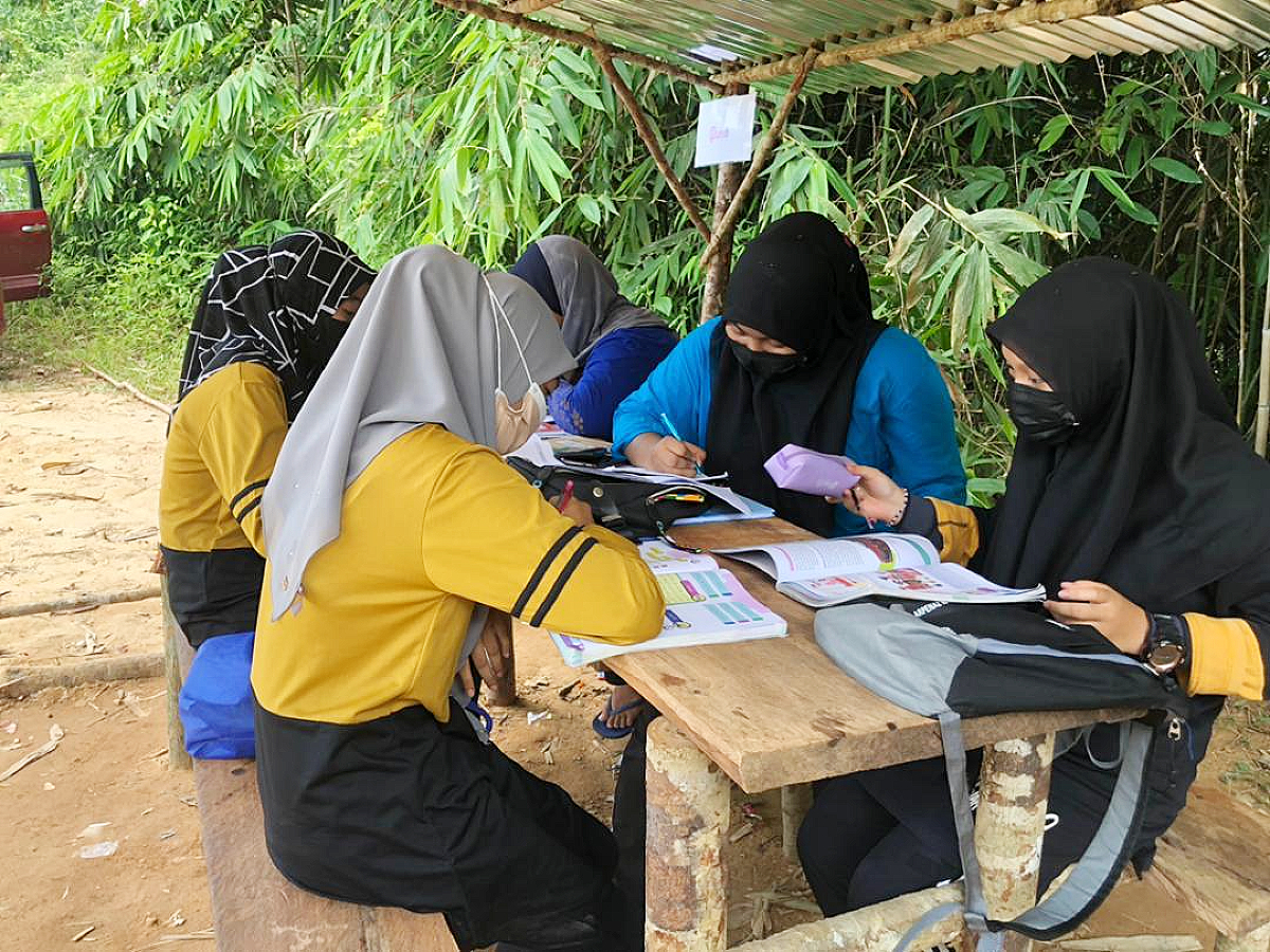 Gambar Hiasan