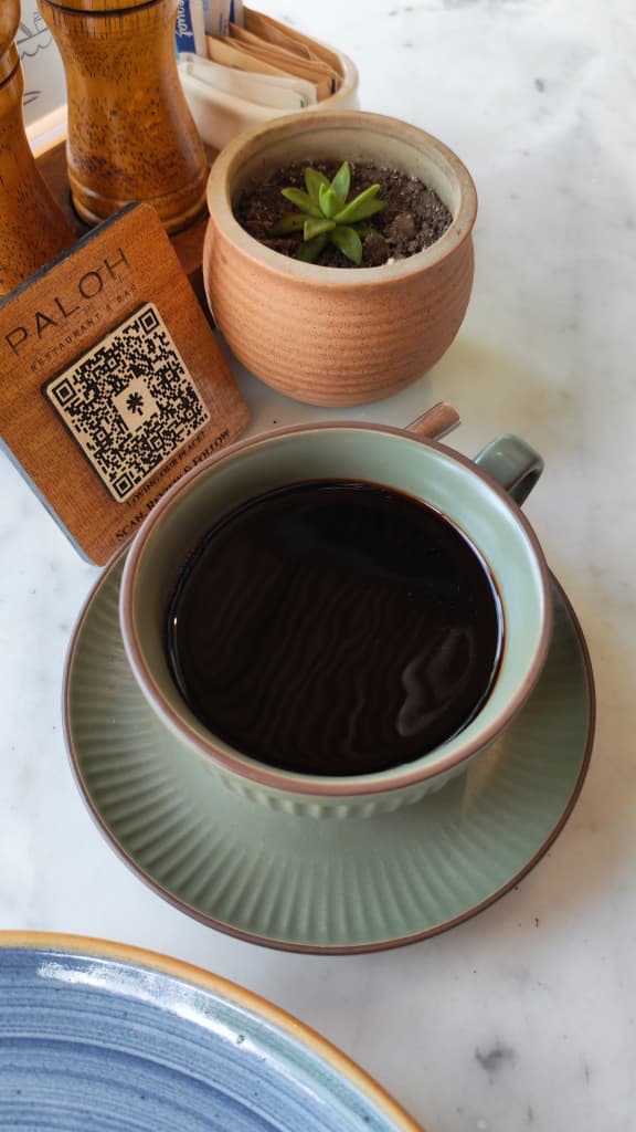 Kopi kampung di Paloh Restaurant & Bar