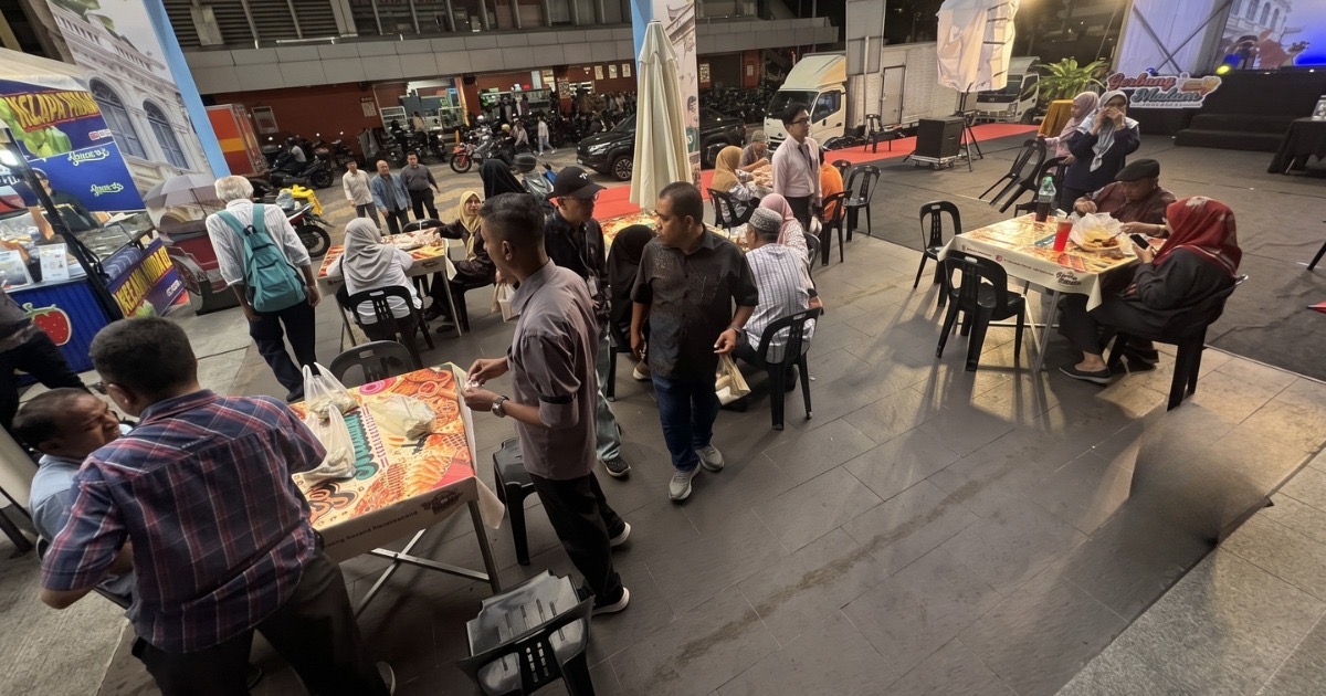 Ruang terbuka dan selesa di The Food Yard