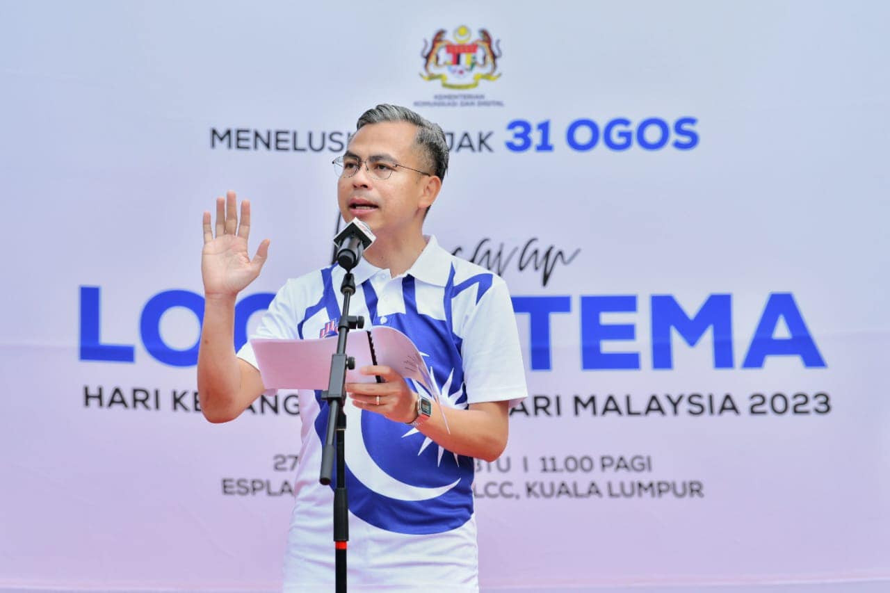 Fahmi Fadzil - Gambar dari Facebook Fahmi Fadzil