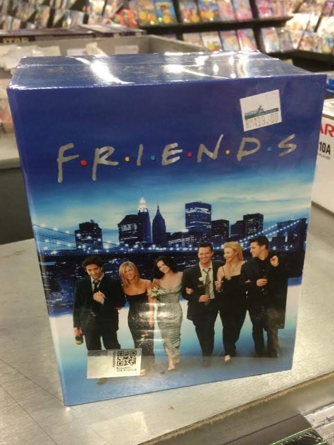 Koleksi Blu-Ray siri 'Friends' penulis.