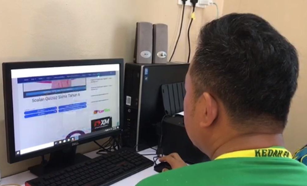 Tawaran data tanpa had dengan bayaran RM69 sebulan akan memanfaatkan pengguna yang terdiri daripada pelbagai latar belakang terutama golongan B40. - Gambar Bernama