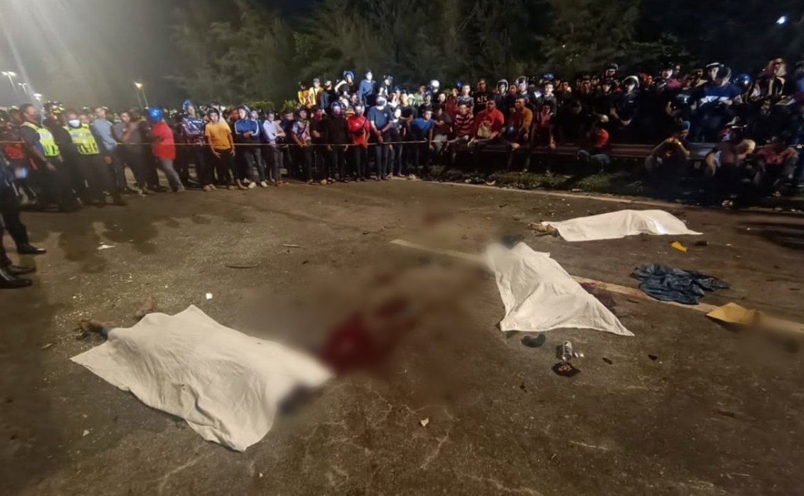 Semalam, mangsa kelima dalam nahas lumba haram di Lebuhraya Tun Dr Lim Chong Eu, Pulau Pinang menghembuskan nafas terakhir, manakala dua lagi masih dirawat di hospital - Gambar Fail