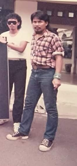 M. Nasir mengenakan kasut Fung Keong