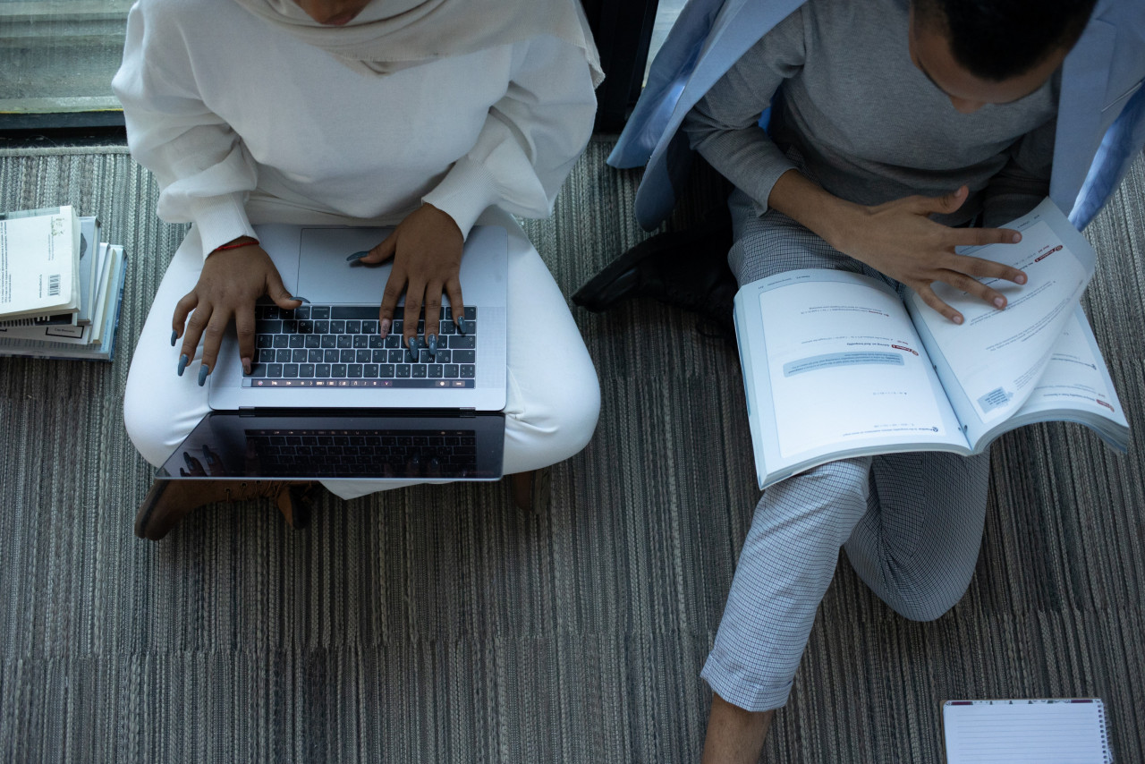 Paling utama harga serta data tanpa had yang ditawarkan sangat berbaloi. - Gambar hiasan Pexels