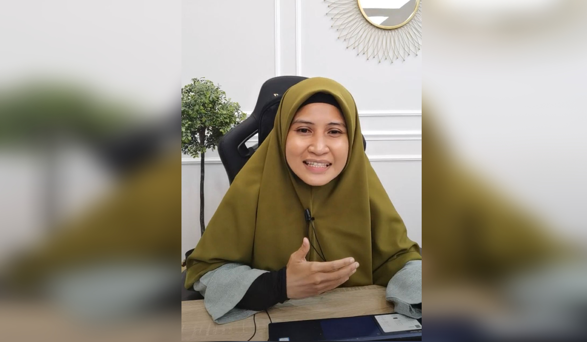 Ustazah Asma' - Gambar Fail
